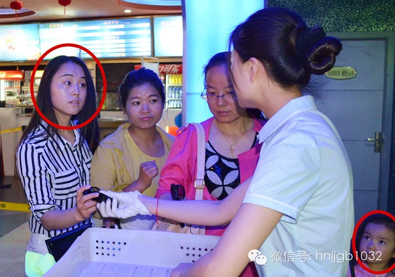 　　看完這部電影，我只有一句話要對(duì)復(fù)仇者們說(shuō)：你們耍帥的時(shí)候考慮過(guò)我們普通老百姓的感受嗎?。? complete=