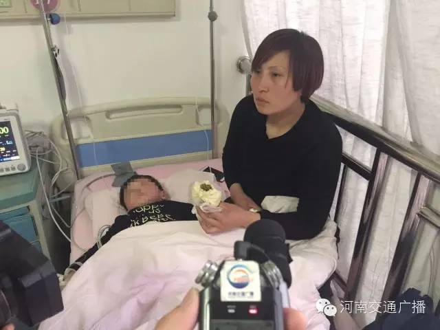 小浩天的母親通過河南交通廣播向所有幫助他們的人表達(dá)了感謝！