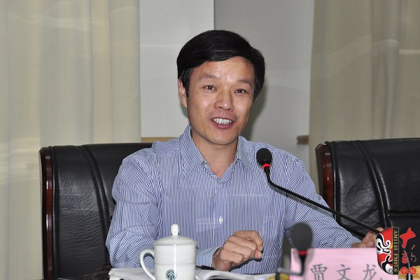 河南豫劇院副院長、三團團長賈文龍