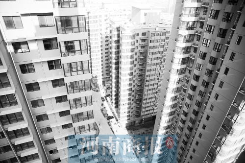 今年鄭州在商品房小區(qū)、經(jīng)適房小區(qū)內(nèi)配建的公租房，將面向社會(huì)輪候供應(yīng) 楊東華/攝