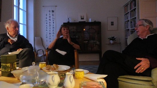 2011諾貝爾文學(xué)獎(jiǎng)得主：用深邃的灰色眼睛說話