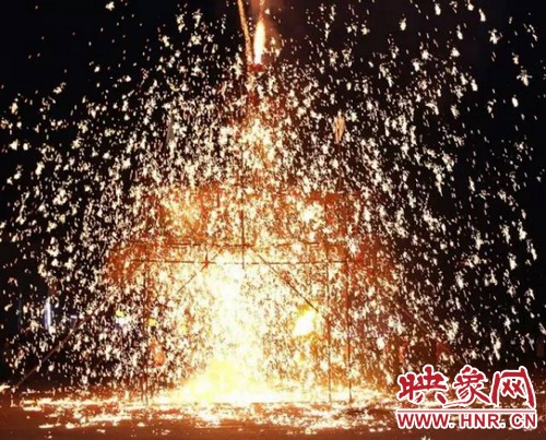 確山鐵花將登上萬(wàn)眾矚目的春晚舞臺(tái)！