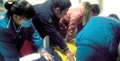 輕生女子終于獲救，目前情況穩(wěn)定。