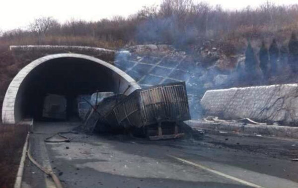 圖為事故現(xiàn)場。