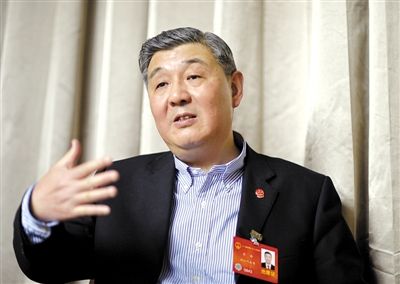 今年全國兩會(huì)期間，全國人大代表、浙江高院院長齊奇接受記者采訪。新京報(bào)記者 陳杰 攝