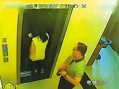 去年12月8日，“張軍嫖娼門”視頻和網(wǎng)帖在網(wǎng)上流傳。