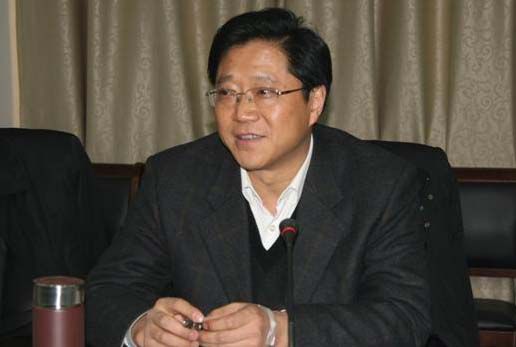 銅陵市委召開全市領(lǐng)導(dǎo)干部會議宣布安徽省委決定，提名銅陵市委副書記倪玉平為銅陵市人民政府市長候選人。