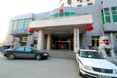 李宏亮在被違規(guī)辦理了監(jiān)外執(zhí)行后，再犯命案。