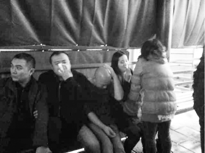 圖為打斗中受傷的武漢游客。