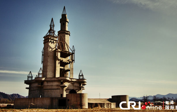 有著“鬼城”、“現(xiàn)實(shí)版的寂靜嶺”、“城堡廢墟”等稱號(hào)的城堡。沈湜 攝…