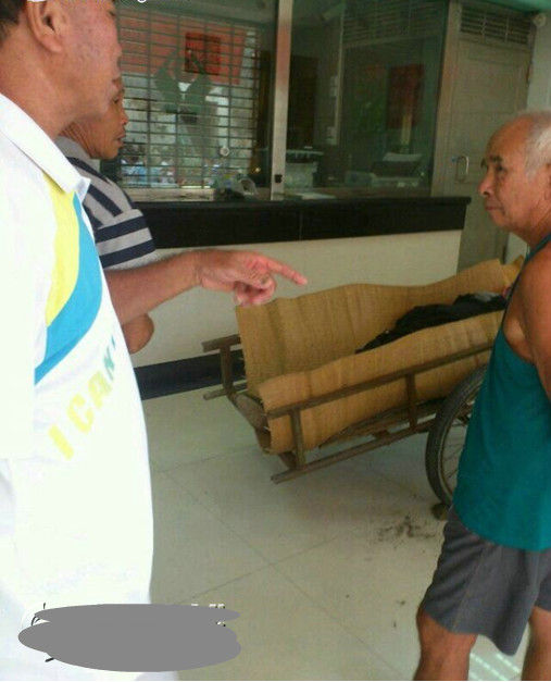 鄧漢林說(shuō)，鄧某芳死后，雙方一直僵持到當(dāng)晚9點(diǎn)多，最后以信用社賠償13萬(wàn)而告終。