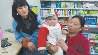 一歲半寶寶患罕見?。翰粫f話走路 動輒就昏迷