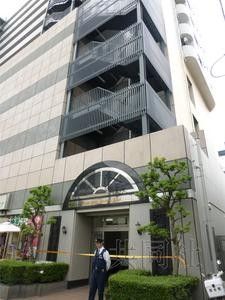 5月27日，埼玉縣蕨市一公寓樓發(fā)生疑似強迫殉情案，一名日本人男性和一名中國籍女性死亡。