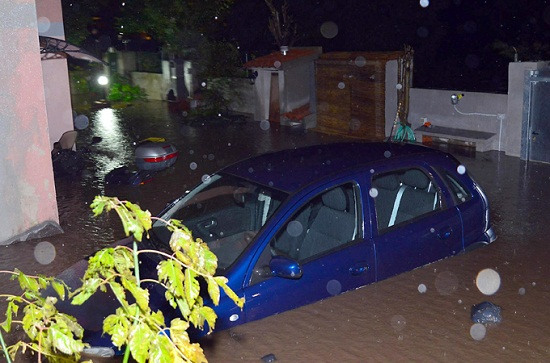 奧爾比亞市部分地區(qū)的水位已經(jīng)升至3米。