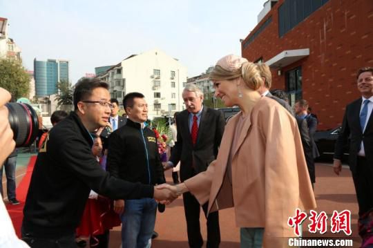 荷蘭王國(guó)國(guó)王威廉-亞歷山大于10月25日至29日對(duì)中國(guó)進(jìn)行國(guó)事訪問。