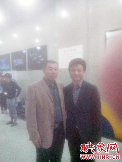 10月30日，著名節(jié)目支持人崔永元聽(tīng)說(shuō)了楊冠軍資助學(xué)生的事情后，通過(guò)河南衛(wèi)視，邀請(qǐng)其到北京見(jiàn)面，接受