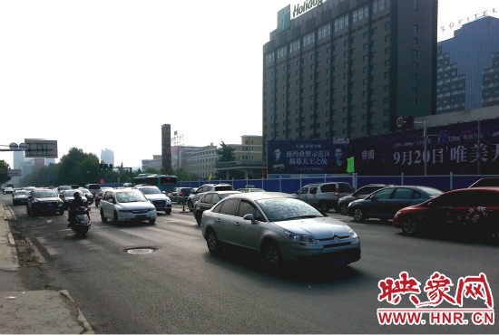 金水路沿線居民期待準(zhǔn)快速路早日開通。