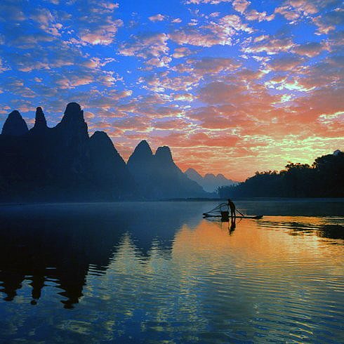 在這里就推薦幾天經(jīng)典的徒步路線。 在這里就推薦幾天經(jīng)典的徒步路線。