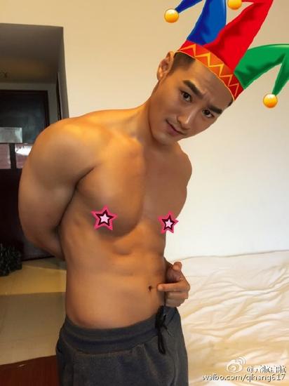 不造哪里不對，反正看起來怪怪的！