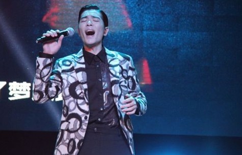 蕭敬騰被網(wǎng)友奉為“雨神”。