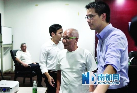 發(fā)布會現(xiàn)場，葉問兒子葉準中途離場。