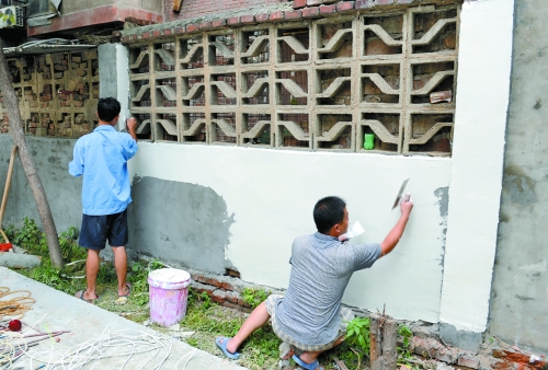 　老舊小區(qū)改造完畢后，“年輕”了、“身價”也漲了。