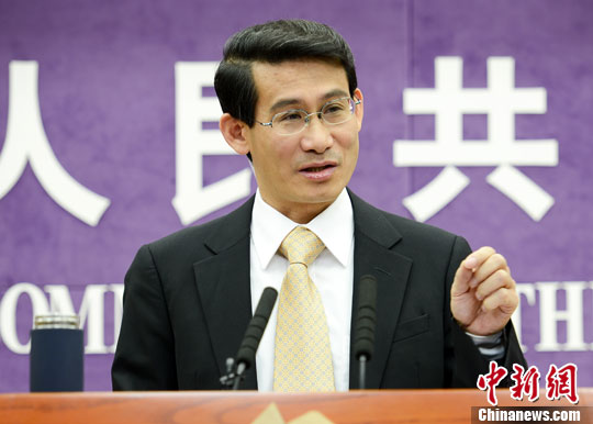 10月17日，中國商務(wù)部舉行例行發(fā)布會，介紹1-9月中國商務(wù)運(yùn)行情況。圖為商務(wù)部新聞發(fā)言人沈丹陽。