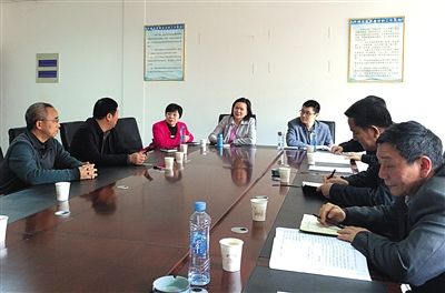 江西省豐城市信訪局接待室，中央信訪督查組約談信訪人。記者 賈世煜 攝