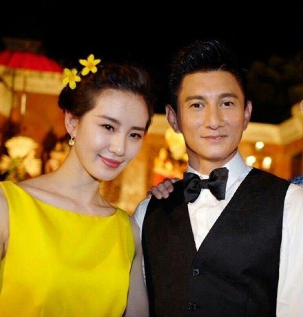 吳奇?。喊胪四缓笾粸槎嗯銊⒃?shī)詩(shī)