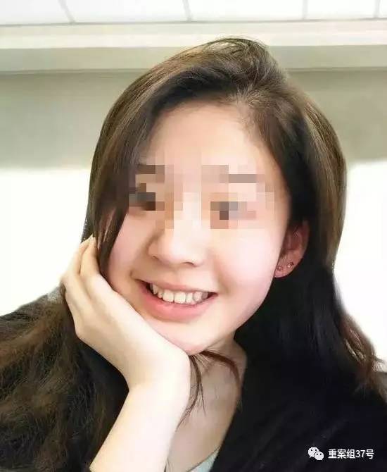 17歲高中男生教室里掐死女同學，被訴故意殺人和強奸