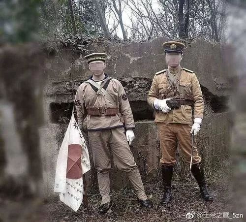 犯眾怒！兩男子抗日碉堡前扮日本兵拍照 警方介入