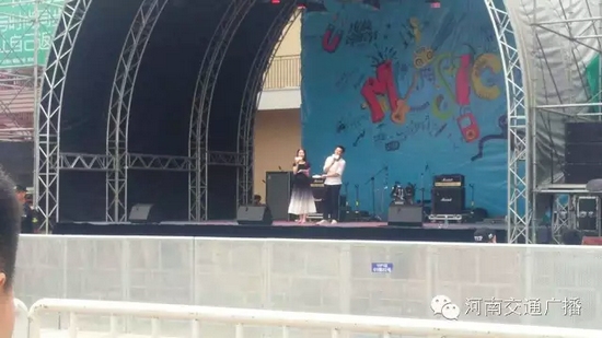 河南交通廣播主持人佳音、彎彎、朱浩都登上了優(yōu)放舞臺，優(yōu)放，交廣在這里！