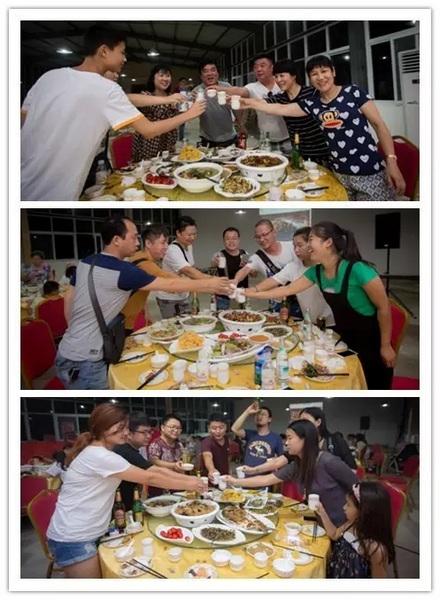 看我們的飯菜豐盛嗎？