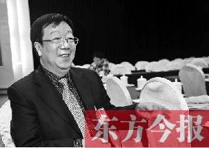 全國(guó)人大代表、鄭州大學(xué)黨委書記鄭永扣