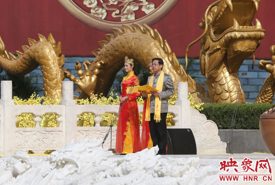 省委副書記、省政協(xié)主席葉冬松致歡迎詞。映象網(wǎng)記者 邵恰 攝