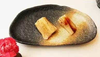 就一點兒紫菜跟生魚片 日料沒吃什么為啥還那么貴？