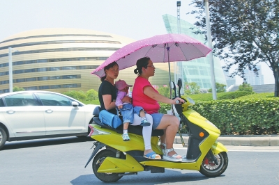 大暑時(shí)節(jié)，戶外更需防暑。