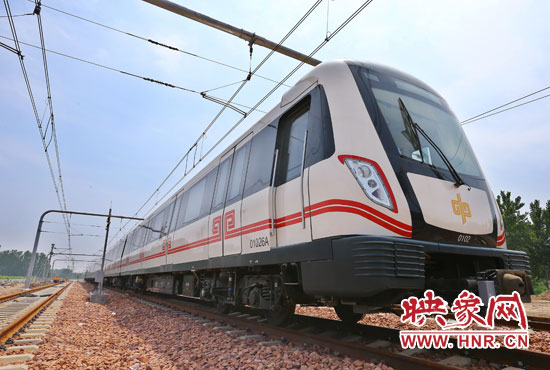 鄭州進(jìn)入“地鐵時(shí)代”，地鐵漸成交通骨干力量。