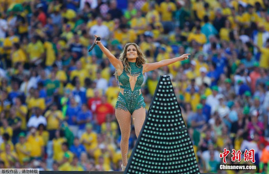 北京時間6月13日凌晨2時，巴西世界杯正式拉開帷幕。