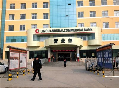 23名被拘留者的照片已張貼了一個多月。