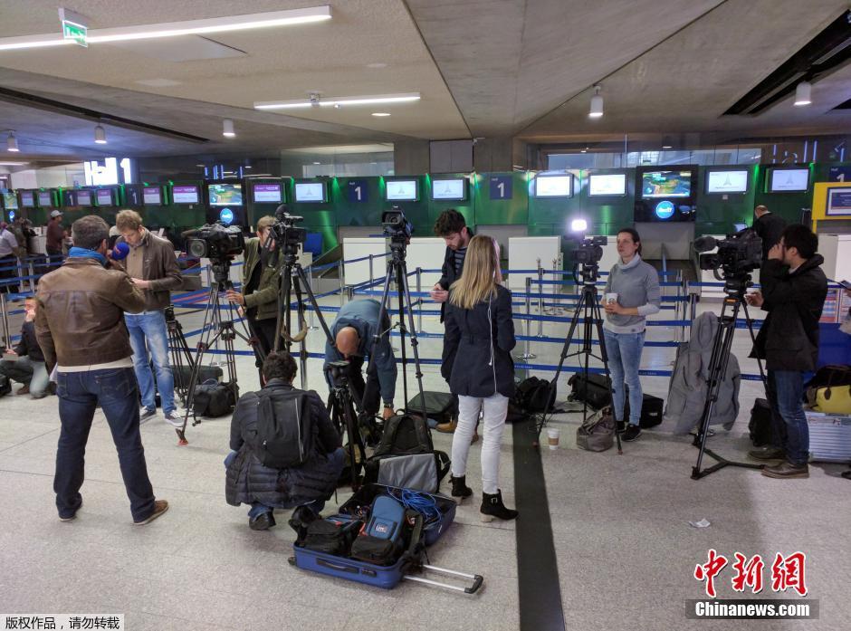 載66人埃航失聯(lián)客機(jī)墜毀 同線航班當(dāng)晚照常起飛