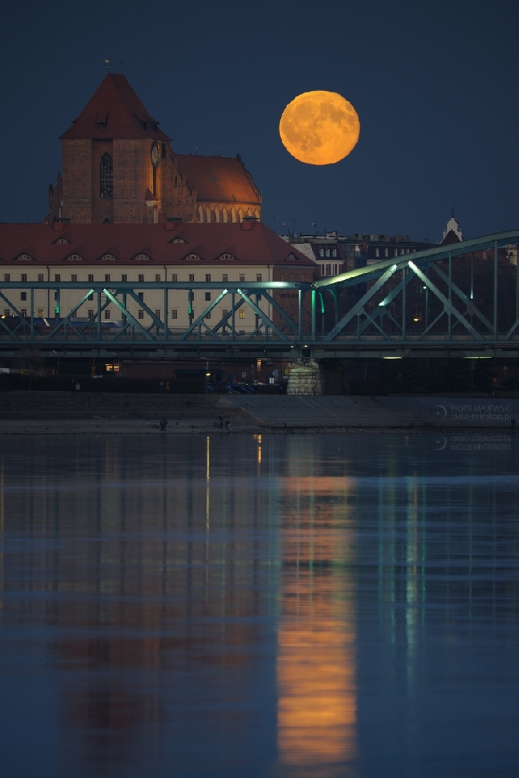 68年來最大！今晚夜空上演超級月亮
