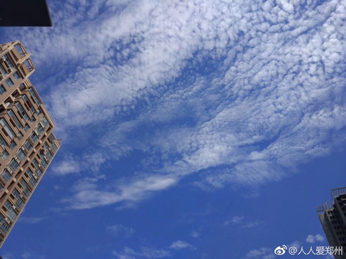 又被鄭州的藍(lán)天刷屏！隨便一拍就是手機(jī)壁紙