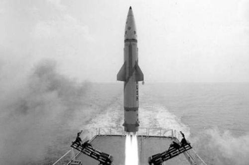 資料圖：印度試射“丹努什”核導(dǎo)彈。