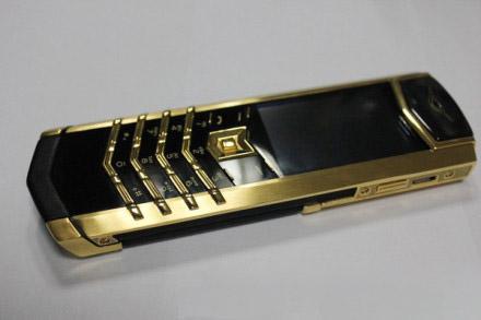 Vertu手機，資料圖