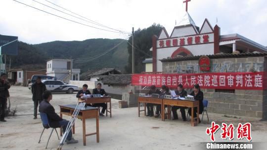 昆明男子葬母歸來(lái)駕車(chē)致四人死亡一審獲刑4年（圖）