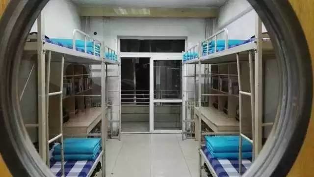 這個學校的男生宿舍火了！女同學都喊著要嫁