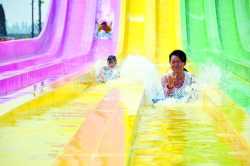 安陽(yáng)天之瑤水上樂園學(xué)生免費(fèi)玩，成人49元