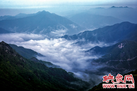 美不勝收 爬山、游園、賞奇觀（組圖）