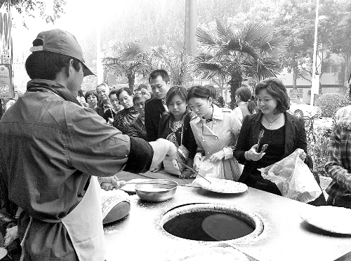 全國(guó)名廚秀藝　美味聚集古都開封